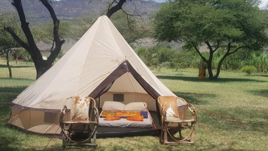 Lake Natron Maasai Giraffe Eco Lodge And Camping Mtowabaga Exteriér fotografie