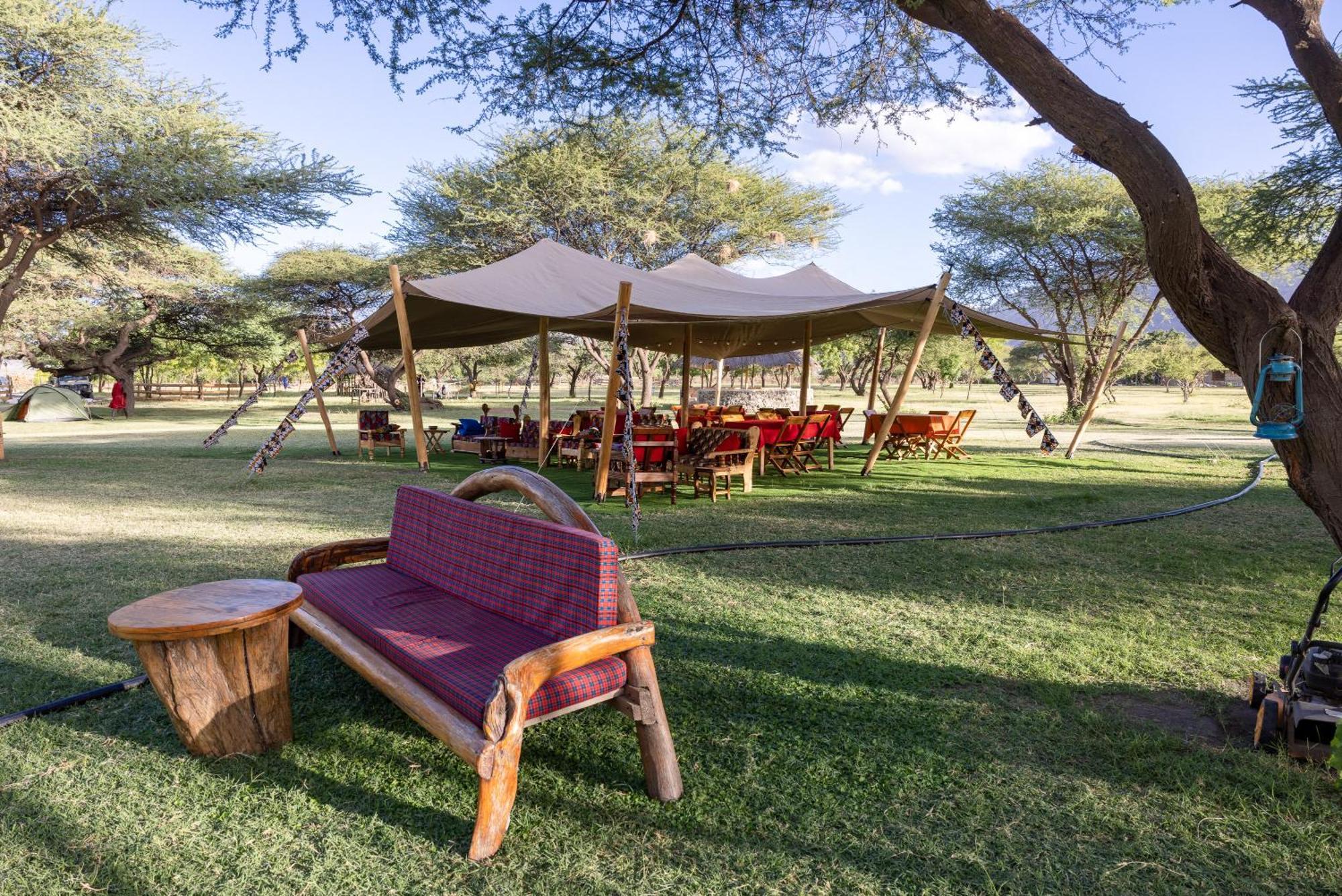 Lake Natron Maasai Giraffe Eco Lodge And Camping Mtowabaga Exteriér fotografie